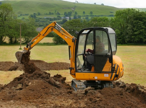 Innovative uses of mini digger hire