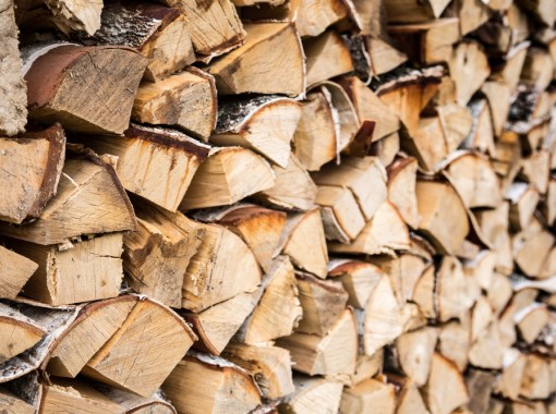 What are the Benefits of Kiln Dried Logs? 